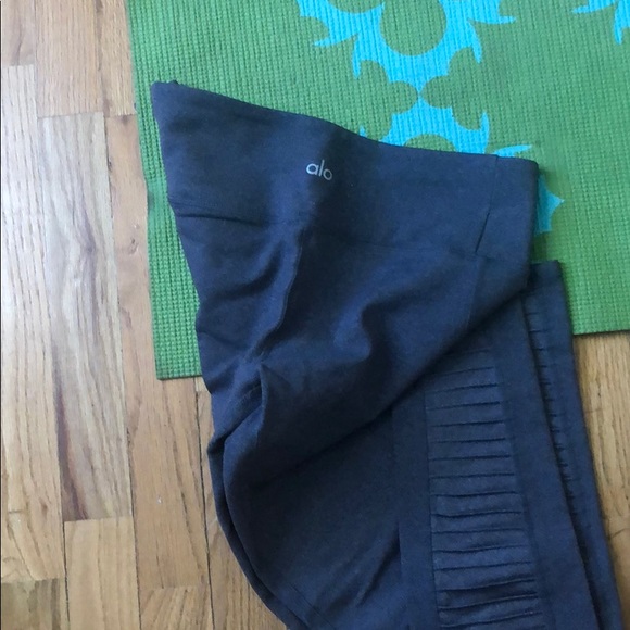 ALO Yoga Moto Leggings - Picture 2 of 5